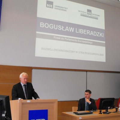 Bogusław Liberadzki na spotkaniu ze studentam